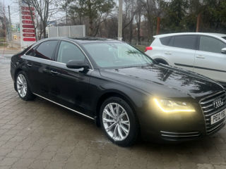 Audi A8 foto 3