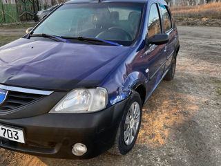 Dacia Logan foto 5