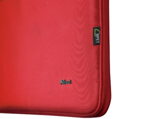 Экологичная тонкая сумка для ноутбуков размером до 16 дюймов - «Trust Bologna Eco-friendly Slim Red» foto 6