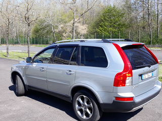 Volvo XC90 foto 1