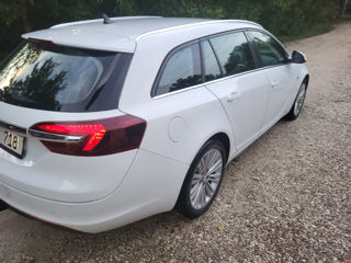 Opel Insignia foto 8