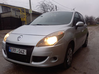 Renault Scenic foto 2