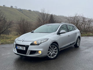 Renault Megane foto 2