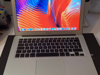 MacBook Air 13-inch, A1369/ i5/ RAM 4GB / SSD 128GB. Urgent!