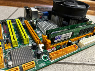 Biostar G31-M7 TE + Pentium E5200 2.5Ghz  + ram 2gb + cooler