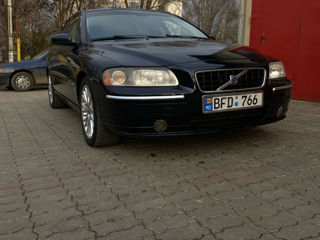 Volvo S60 foto 2