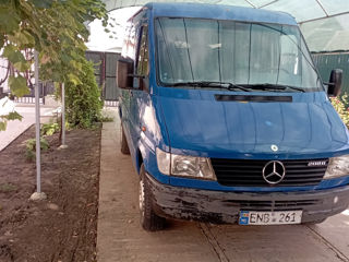 Mercedes Sprinter