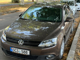 Volkswagen Jetta foto 5