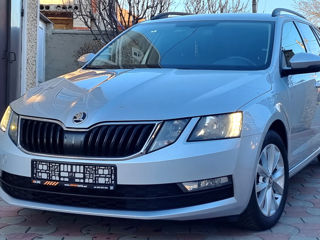 Skoda Octavia foto 6