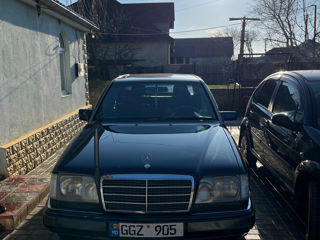 Mercedes E-Class