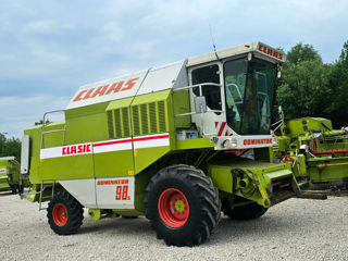 Claas Dominator 98s foto 2