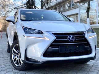 Lexus NX Series foto 1