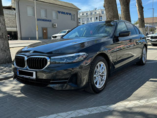 BMW 5 Series foto 1