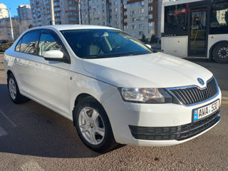 Skoda Rapid foto 2