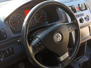 Volkswagen Touran foto 7