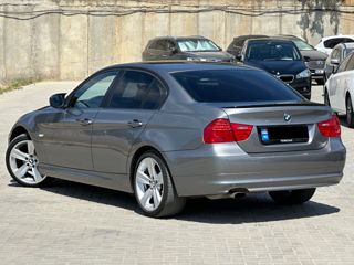 BMW 3 Series foto 5