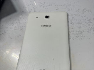 Samsung Galaxy Tab E foto 3