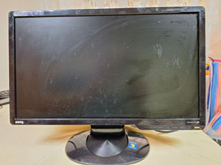 Monitor, calculator de masâ. 2 monitoare, Asus şi Benq. foto 5