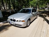 BMW 5 Series foto 9