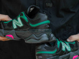 New Balance 9060 x Mowalola Burglarwear foto 4