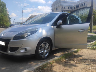 Renault Scenic foto 2