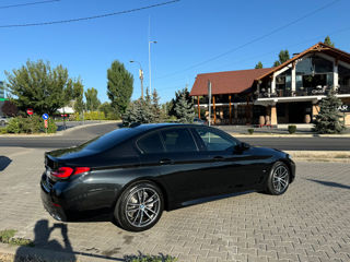 BMW 5 Series foto 16