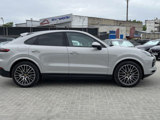 Porsche Cayenne Coupe foto 6