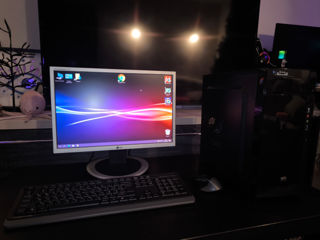 Gaming PC / AMD R7 370 / 12GB RAM / SSD 120GB