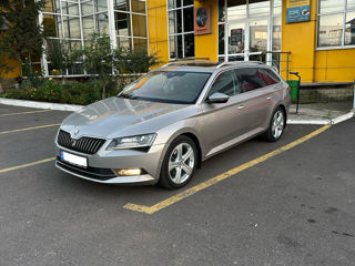 Skoda Superb foto 10