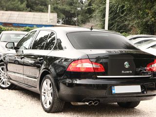 Skoda Superb foto 4