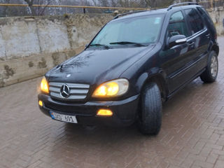 Mercedes M-Class фото 1