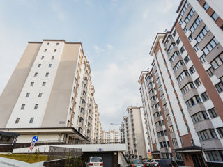 Apartament cu 2 camere, 70 m², Buiucani, Chișinău foto 15