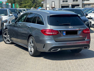 Mercedes C-Class foto 5