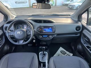 Toyota Yaris foto 17