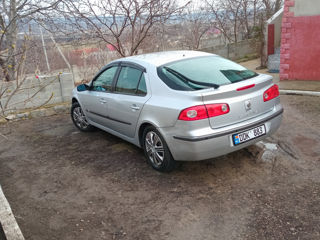 Renault Laguna foto 3