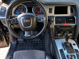 Audi Q7 foto 8