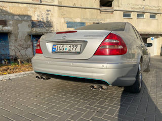 Mercedes E-Class foto 3