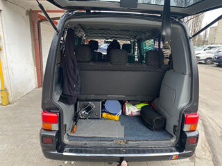 Volkswagen Caravelle foto 5