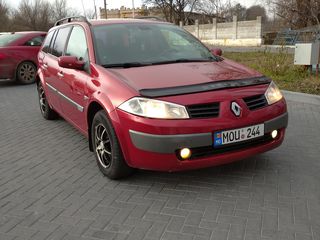 Renault Megane foto 2