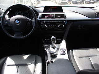 BMW 3 Series foto 5