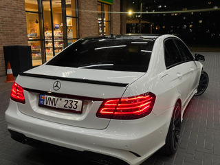 Mercedes E-Class foto 4