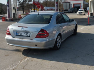 Mercedes E-Class foto 7