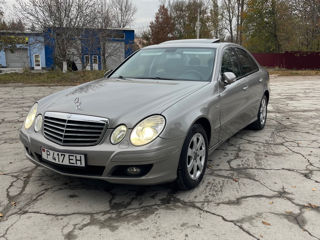 Mercedes E-Class foto 3