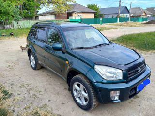 Toyota Rav 4 foto 4