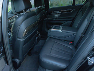 BMW 7 Series foto 9