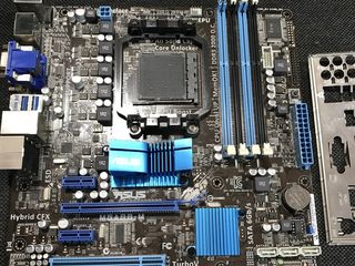 AM3+ TOP материнка ASUS M5A88-M foto 1