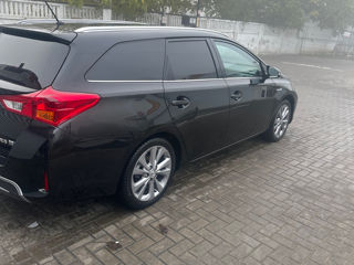 Toyota Auris foto 4