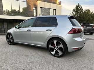 Volkswagen Golf foto 6