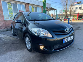 Toyota Auris foto 2