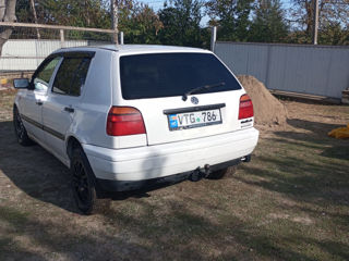 Volkswagen Golf foto 7